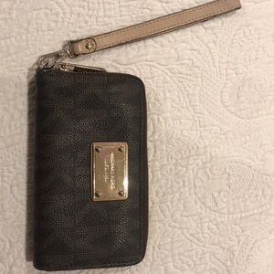 Michael Kors Logo Wallet Wristlet Brown